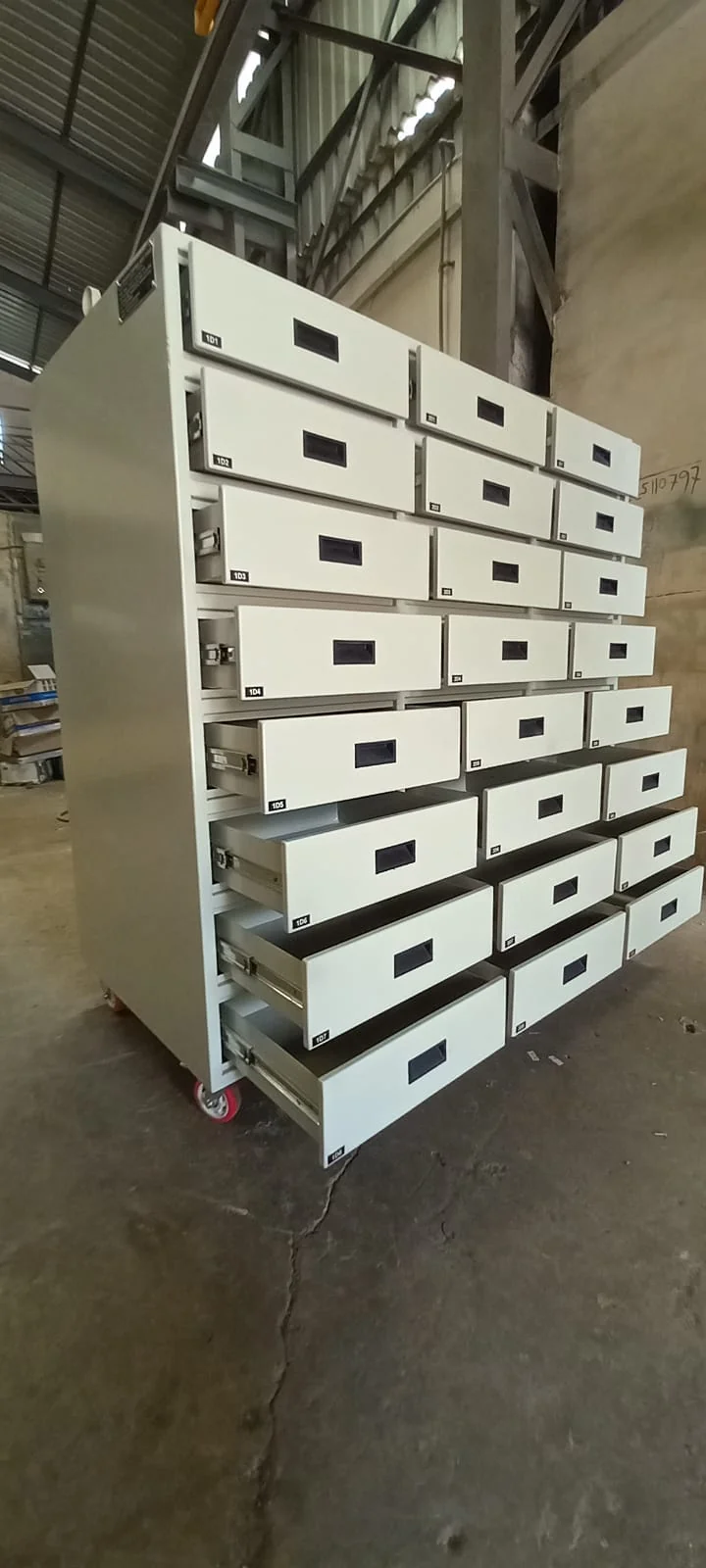 Multi-Drawer Cabinet