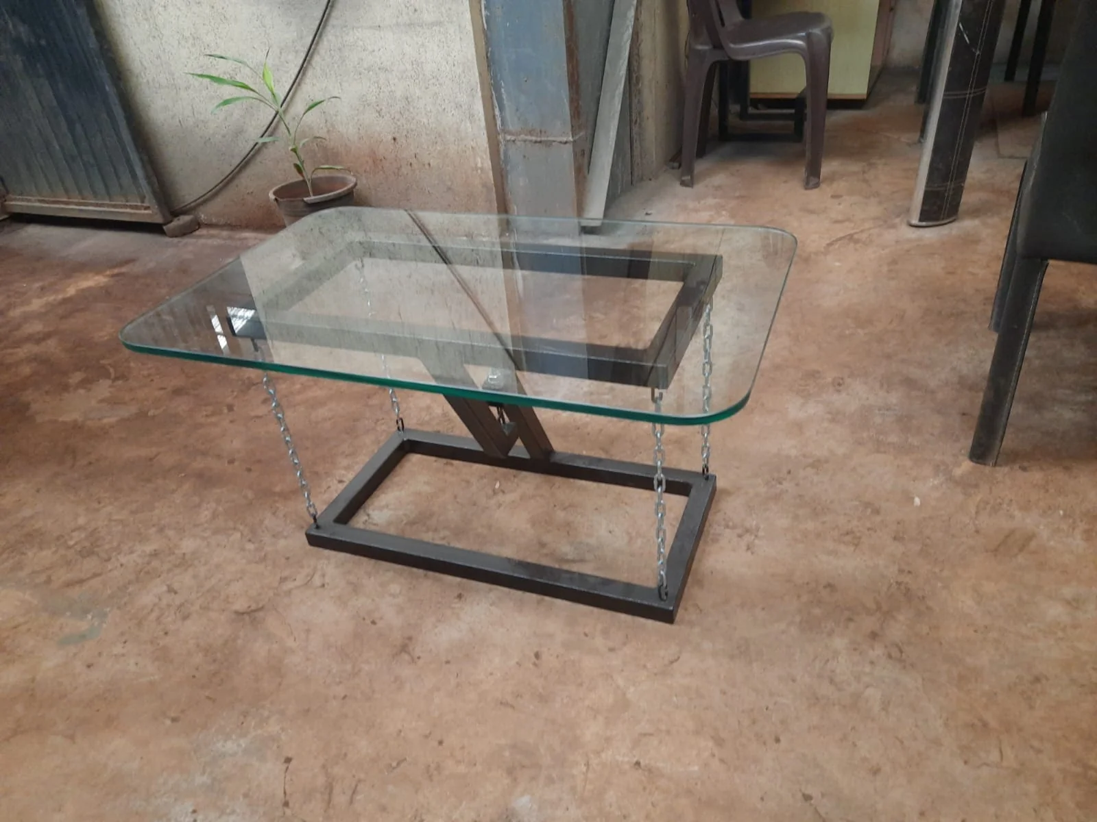 Floating Table