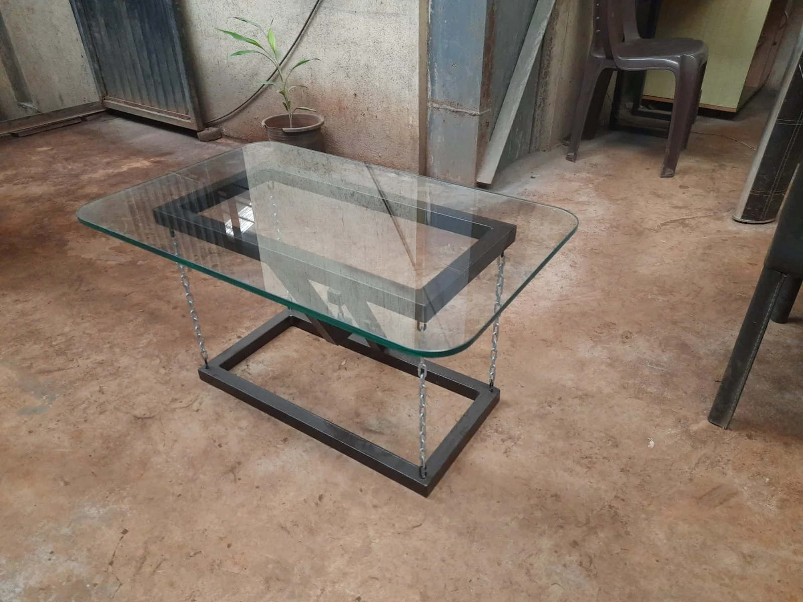 Floating Table