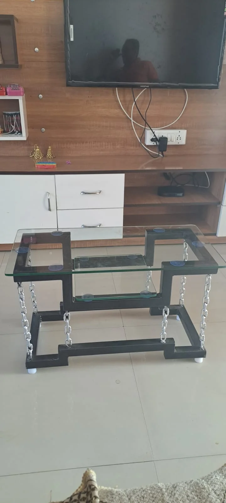 Floating Table