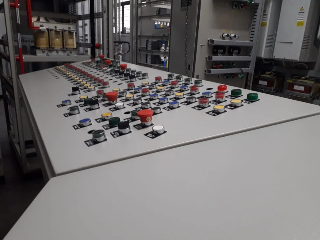 Controller Desk
